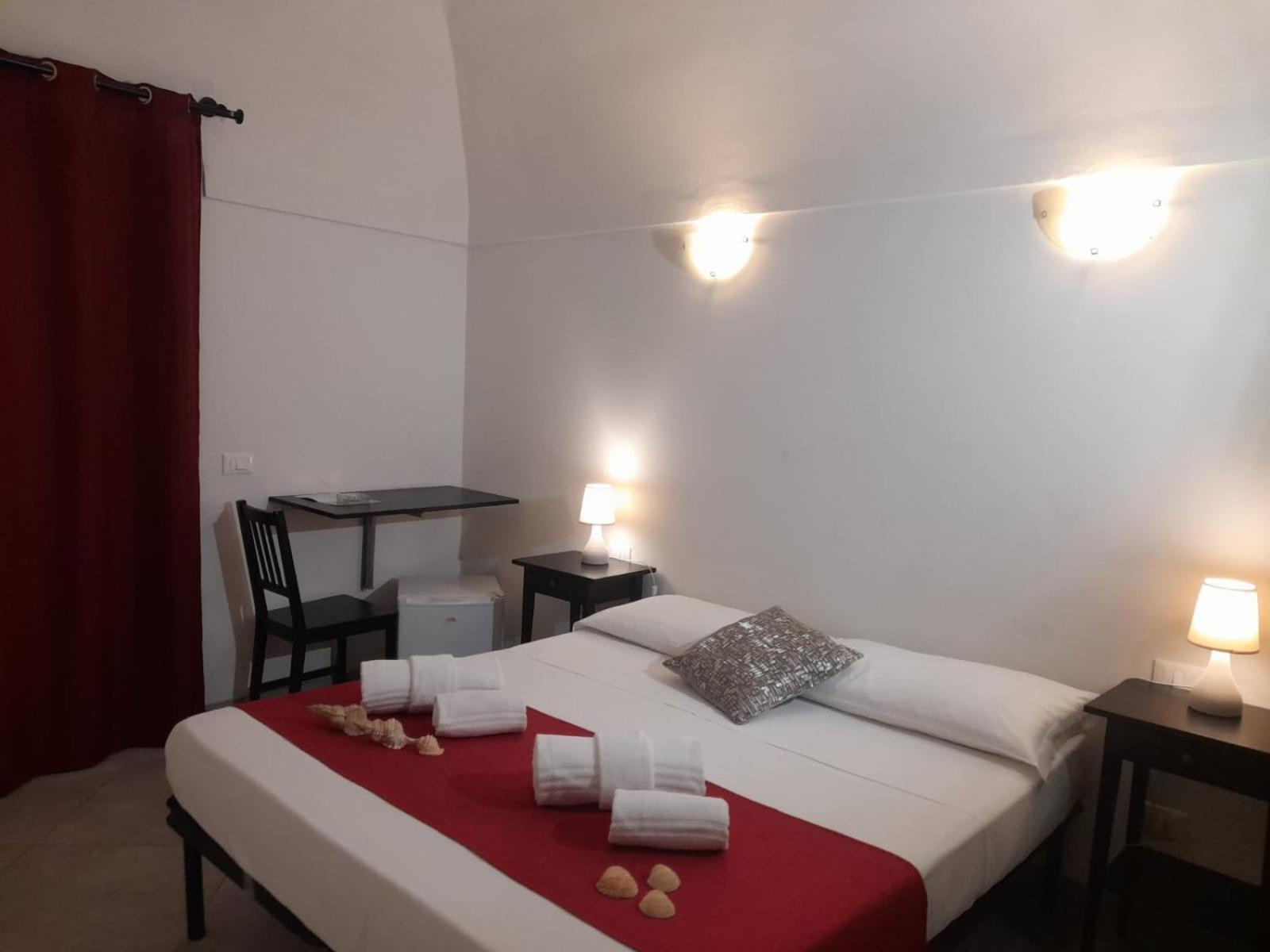 סן ויטו לו קאפו Ro.Ri. Rooms מראה חיצוני תמונה
